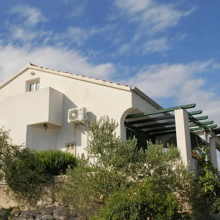 Holiday home Charming House In A Quiet Area Large Covered Terrace With Great Sea View Veli Rat