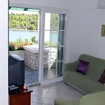 Prázdninový dům In Near Saharun Veli Rat
