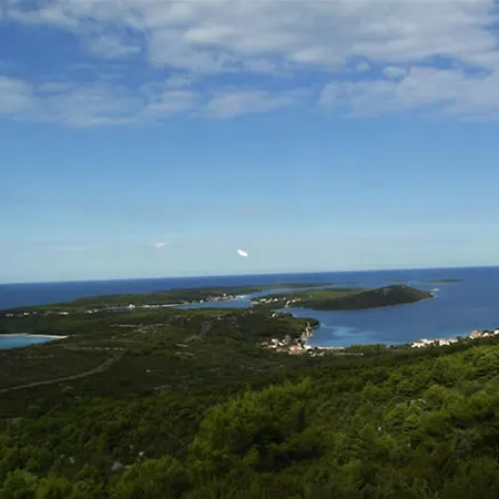 In Near Saharun Holiday home